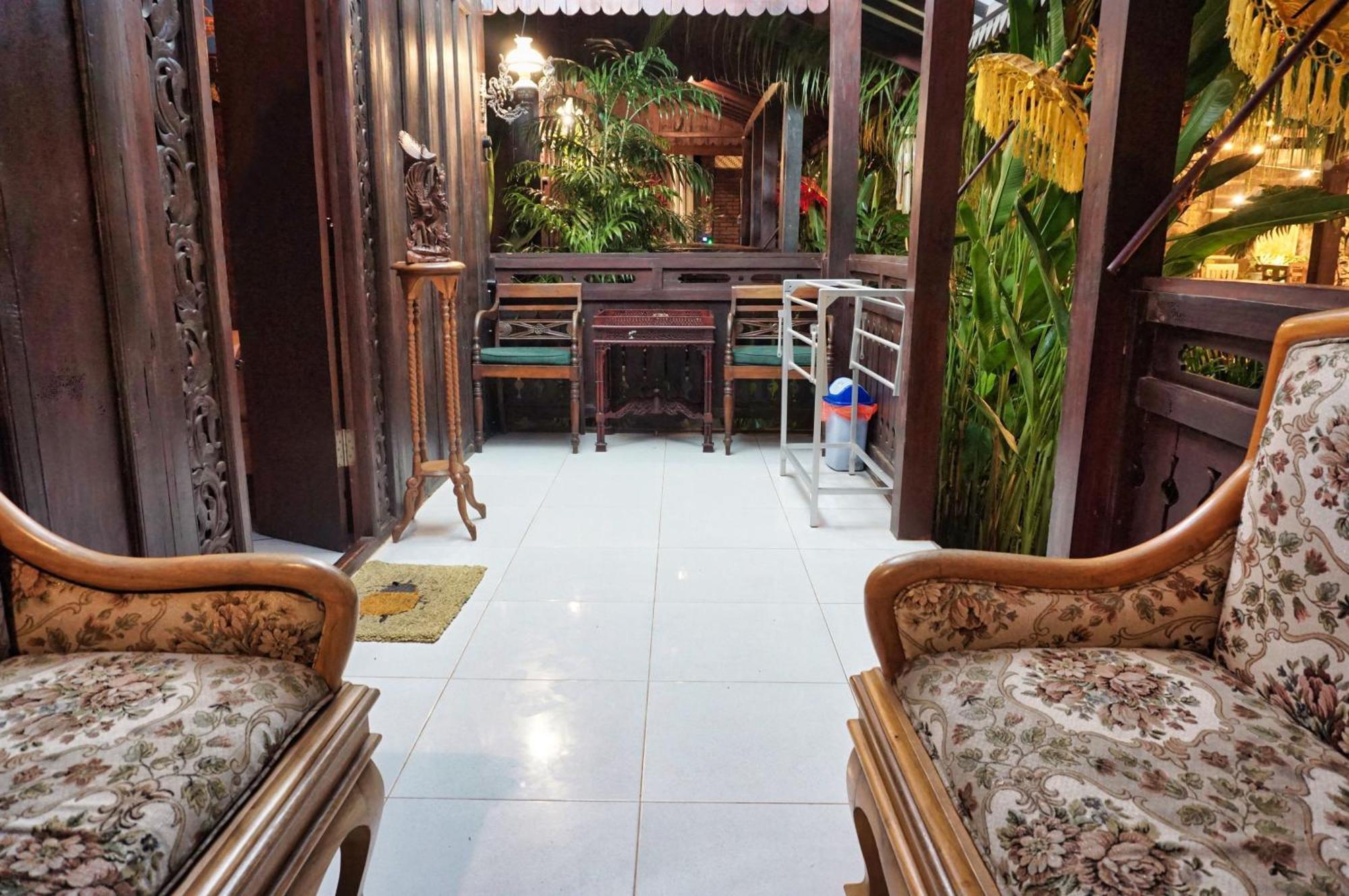 The Wisma Pulau Merah Pasanggaran Camera foto